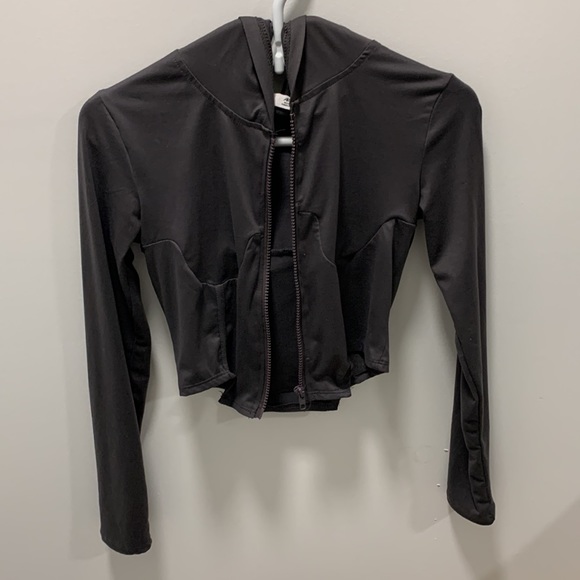 Cropped athletic zip up sweater - Picture 2 of 2